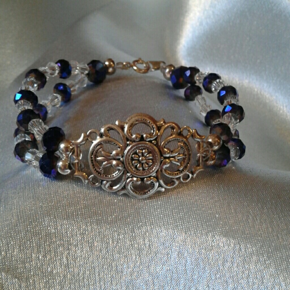 Beautiful swarvoski crystal bracelet